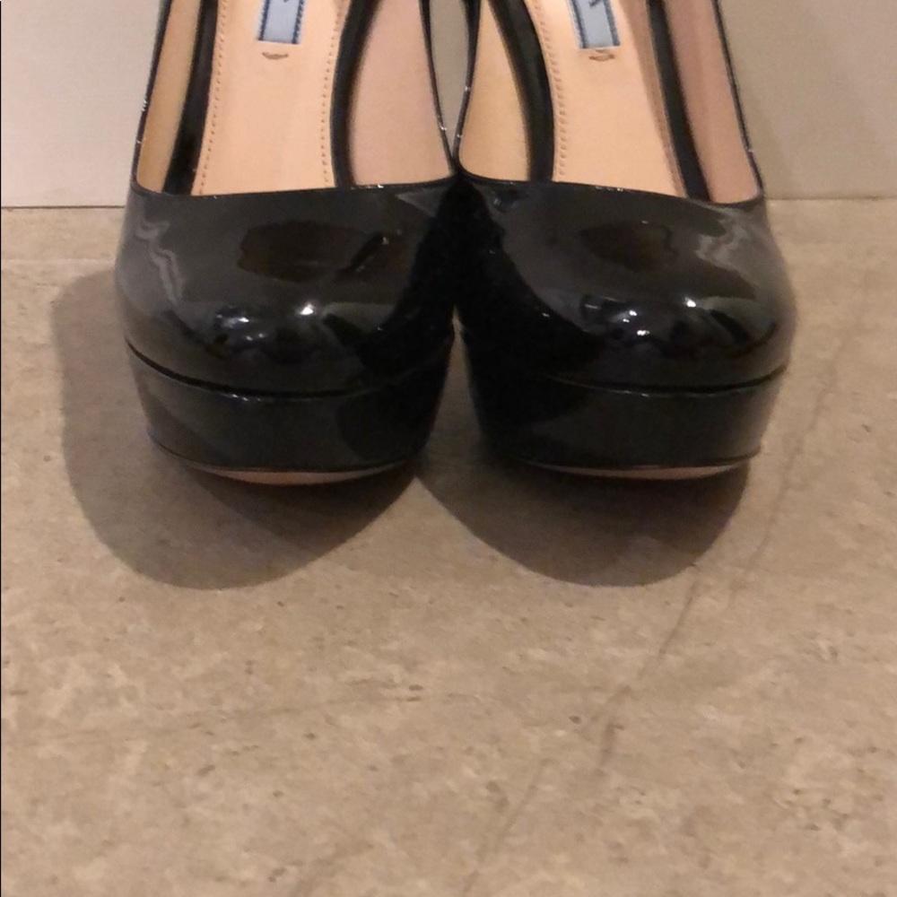 Authentic Prada Vernice Basic Patent Nero 37.5 - image 2
